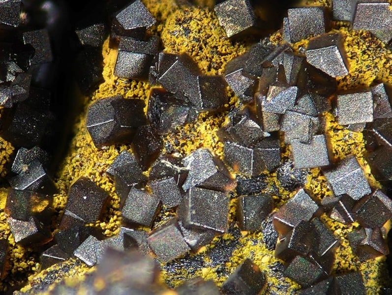 Файл:Corkite-2.jpg