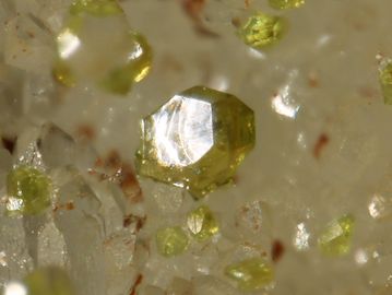 Mackayite-2.jpg