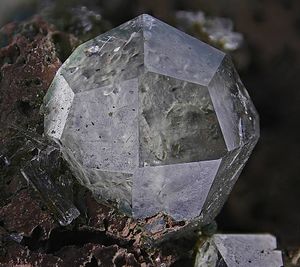 Analcime-1-3.jpg