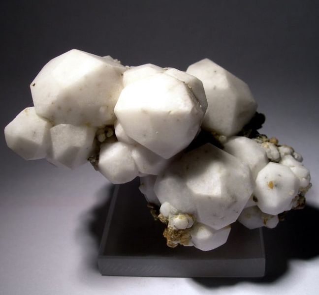 Файл:Analcime-1-9.jpg