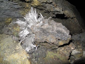 Epsomite-1.jpg