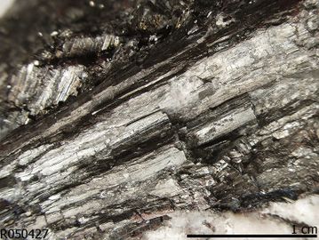 Livingstonite-3.jpg